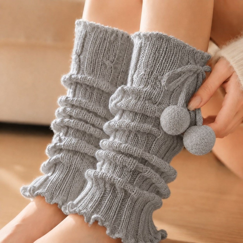 Boot Sock Slouchy - ปลอกขาไหมพรมถักลายเคเบิล พร้อมพู่ขนฟู ปลอกข้อเท้าหนาและอบอุ่น ขอบระบาย ปลอกขาแบบหลวม