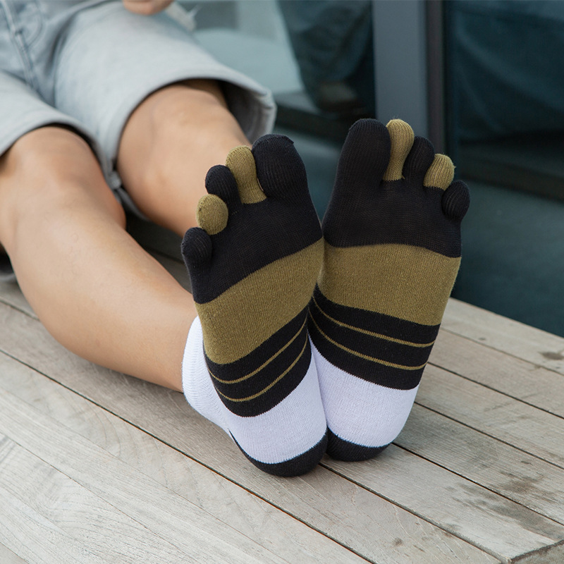 ถุงเท้าห้านิ้วผู้ชายลายทางหลาก - Toe Sock Split บทวิจารณ์และราคา